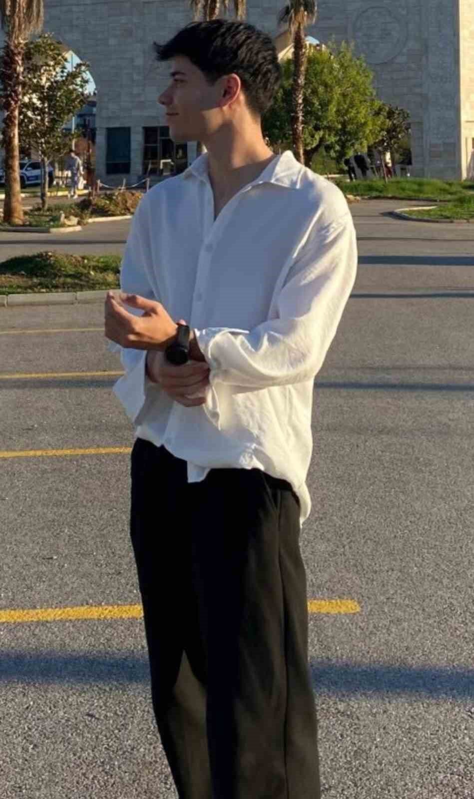 Antalya Deniz Atasoy'a ağlıyor