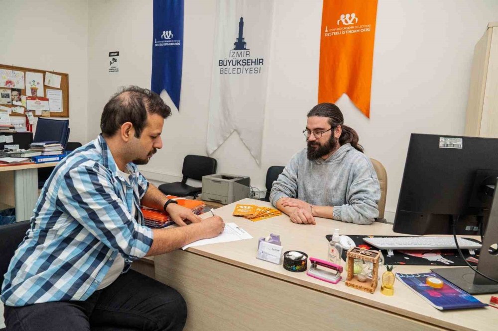 Asperger sendromlu biyomedikal mühendisinden ilham veren başarı