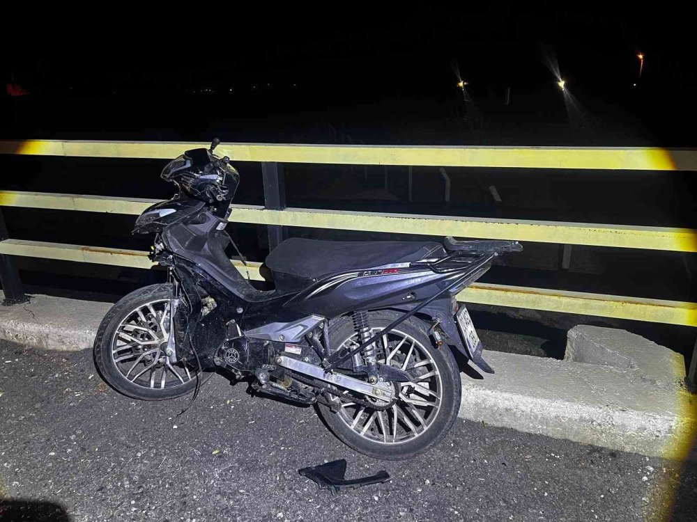 Bolvadin'de yaşanan kazada otomobil perte çıktı