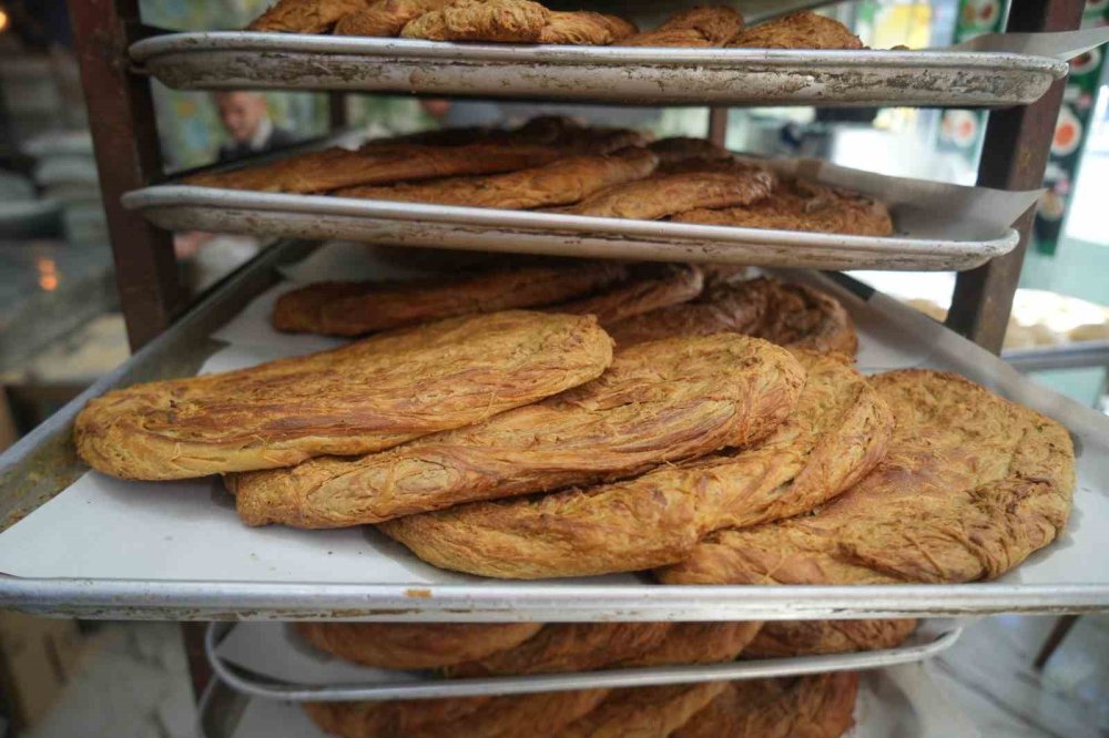 Niğde’nin coğrafi işaretli lezzeti ’tahinli pide’ Türkiye’nin dört bir yanına gönderiliyor
