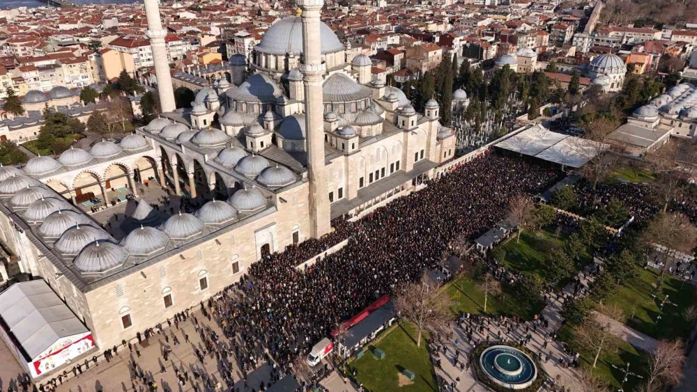 İlber Ortaylı son yolculuğuna uğurlandı