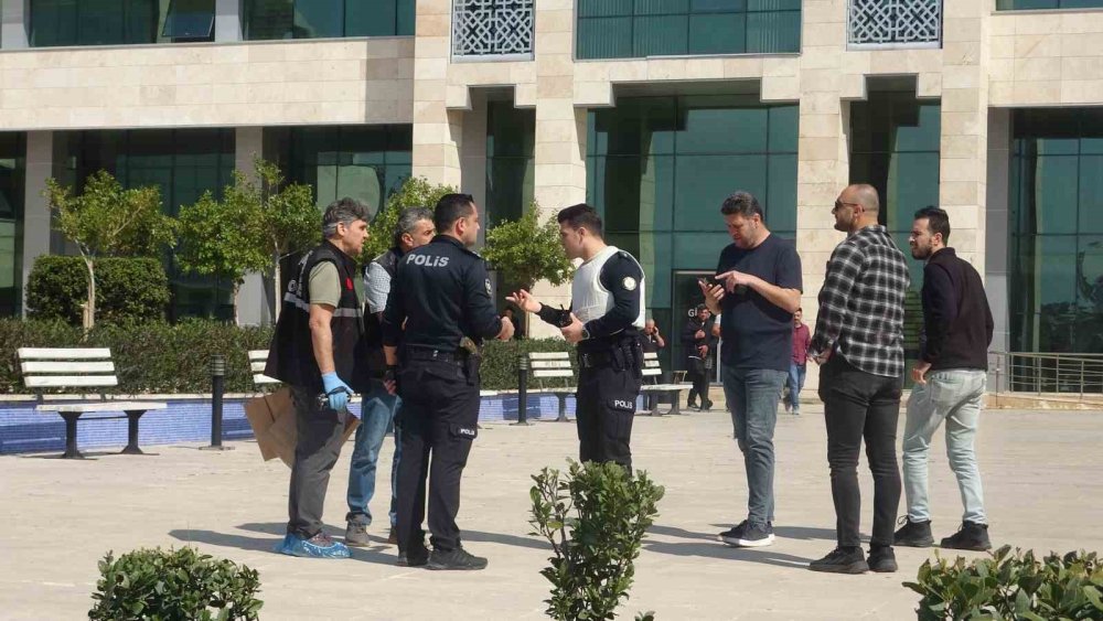 Kaymakamlıkta silahlı kriz! 4.5 saat sonra ikna edildi