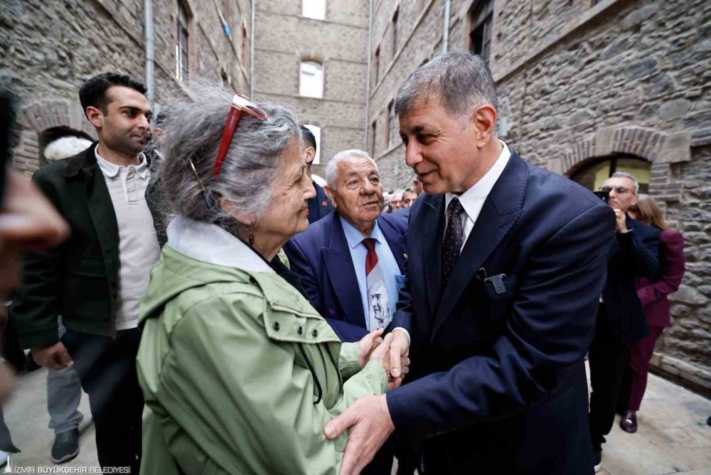 Cemil Tugay Nöbetteydi: Meslek Fabrikası'nda Tahliye Durduruldu