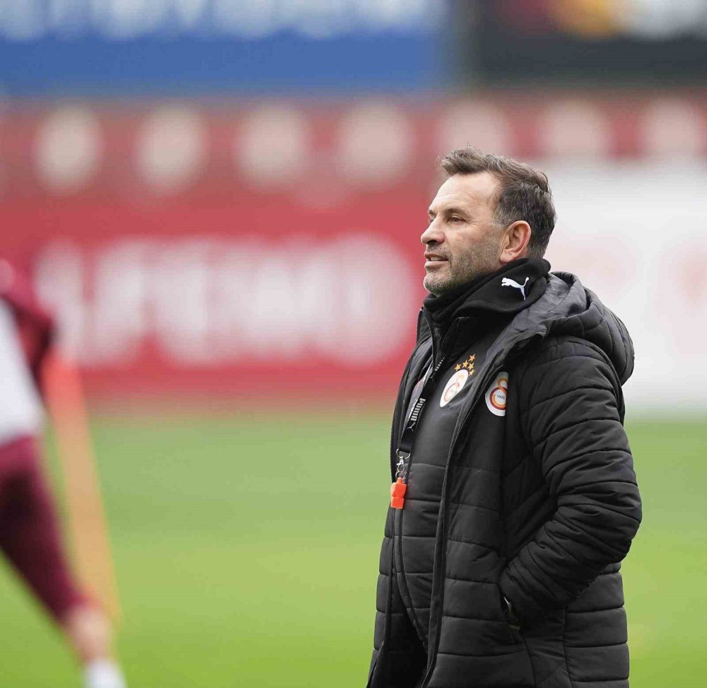 Galatasaray Trabzon'a çift çalıştı