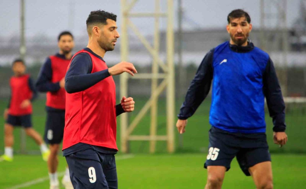 İran Savaşta Takımı Antalya'da