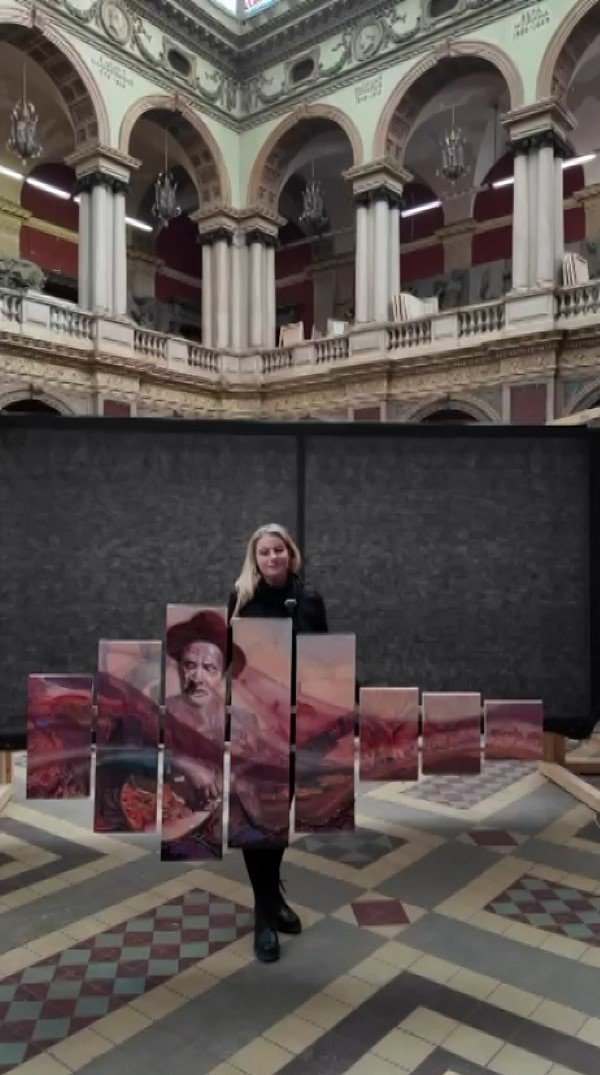 Rus Ressam Tatiana Kirillova’ya Aşık Veysel Portresiyle Büyük Ödül!