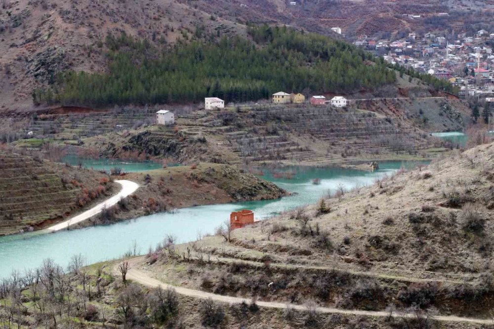 Kuru Topraklar Suya Doğdu! Bozkır Barajı’nda Görsel Şölen