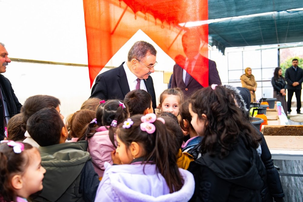 Ankara'da nesiller ata tohumuyla büyüyor