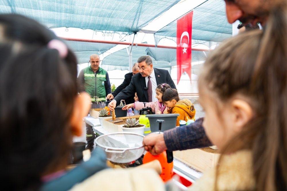 Ankara'da nesiller ata tohumuyla büyüyor