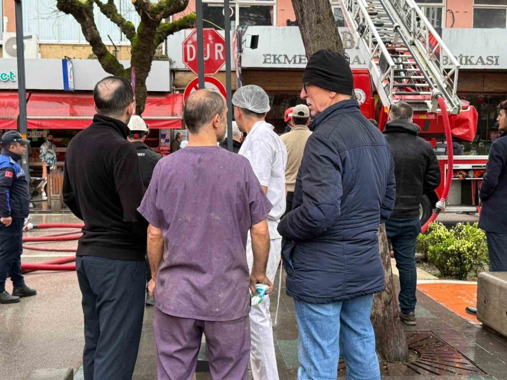 Kocaeli'de meşhur fırında yangın