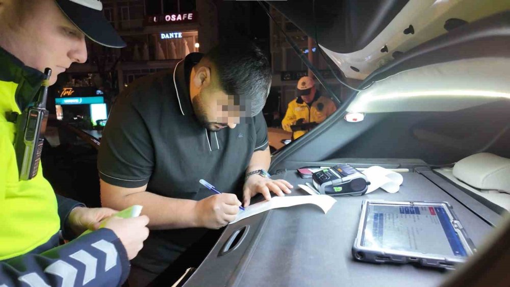 Mersin'den İstanbul'a gitti arabasız dönüyor