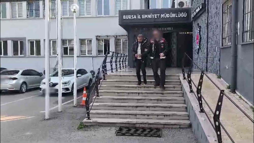 Sosyal medyada “yardım” tuzağı: Bursa Abisi tutuklandı