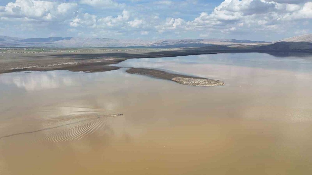 Çavuşçu Gölü Küllerinden Doğuyor: Çatlaklar Suyla Kapandı