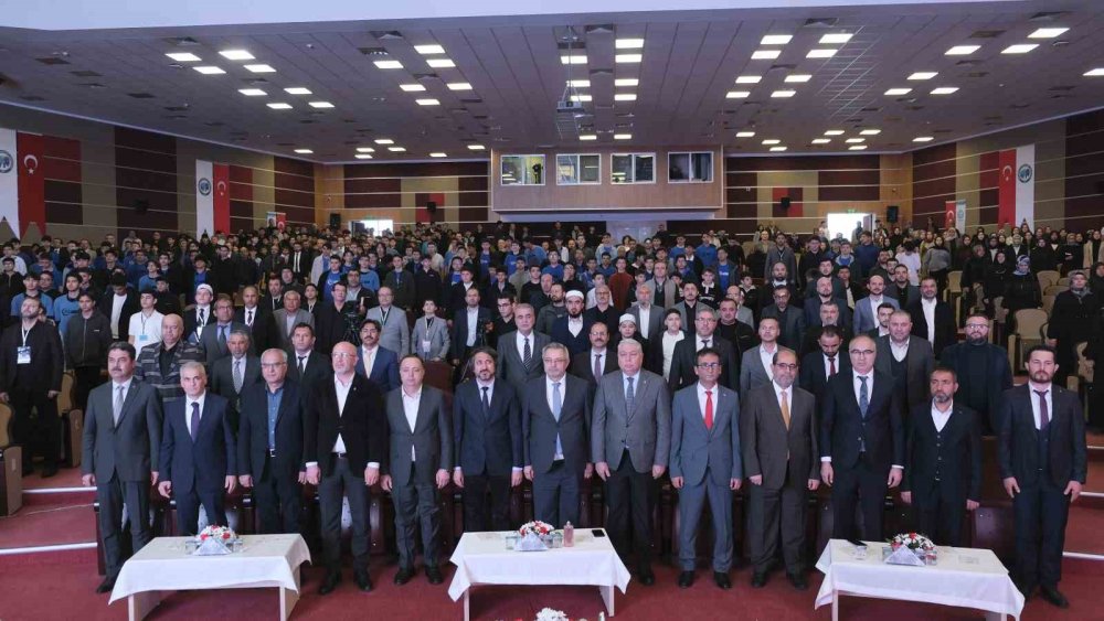 Kur’an’ın Genç Sadaları Karaman’da Buluştu: Konya ve Ankara Birinci Oldu
