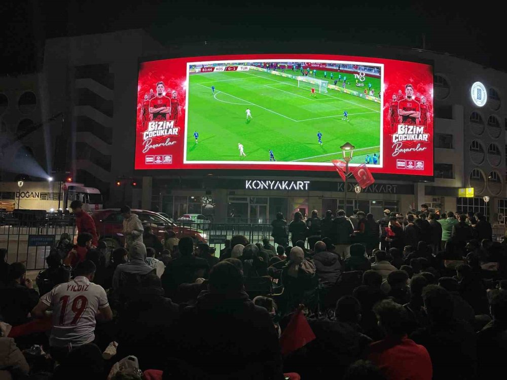 Milli Takım Dünya Kupası'nda: Konya Sokakları Zaferle İnledi