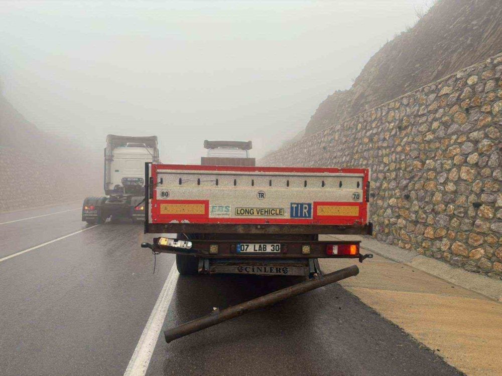 Demirkapı Tüneli'ni geçti, tıra çarptı! 6 yaşındaki Bilge hayatını kaybetti