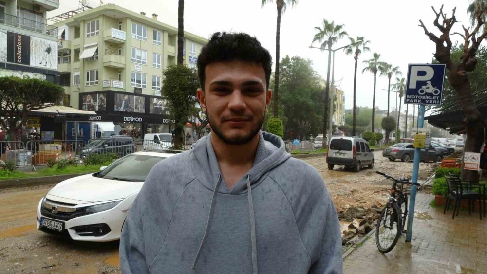 Antalya'ya çamur yağdı