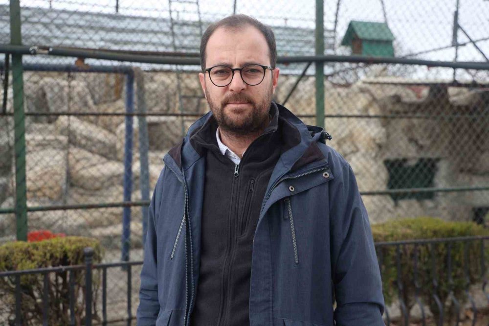 Denizli’de Yakalanan Maymun Konya’ya Getirildi