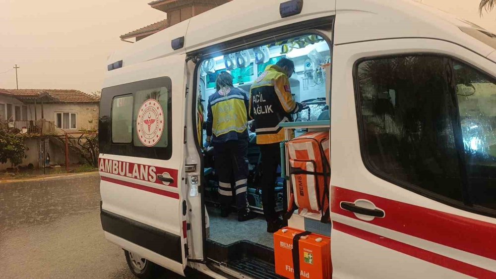 Havadan çamur yağdı yerde kazalar durmadı