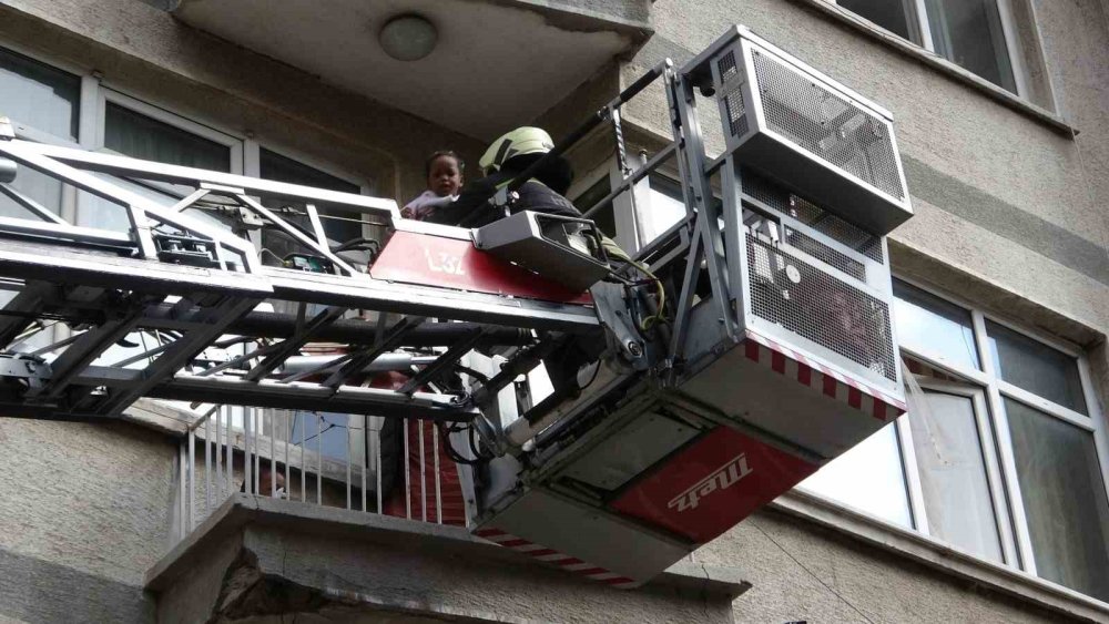 Konya'da Korkutan Yangın: 8 Kişi Son Anda Kurtarıldı!