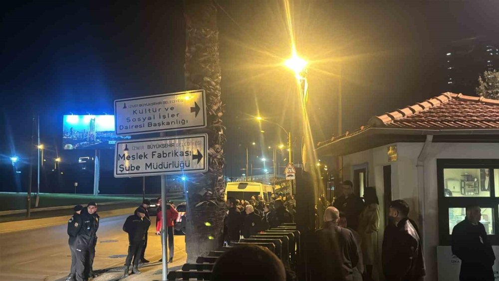 Meslek Fabrikası’nda Şafak Operasyonu: Cemil Tugay Fransa’dan Acil Dönüyor!