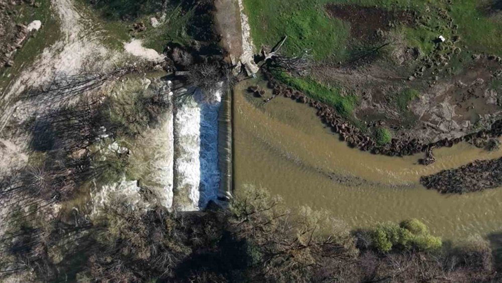Bir şehirde daha baraj kapakları açıldı