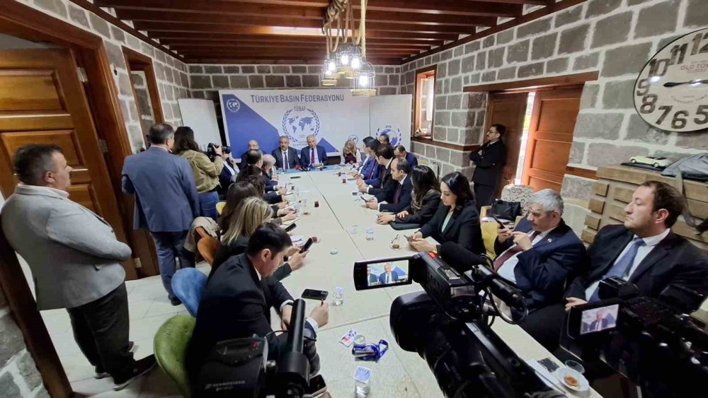 Efkan Ala'dan Yeni Anayasa Müjdesi: "Birinci Aşama Nihayetlendi!"