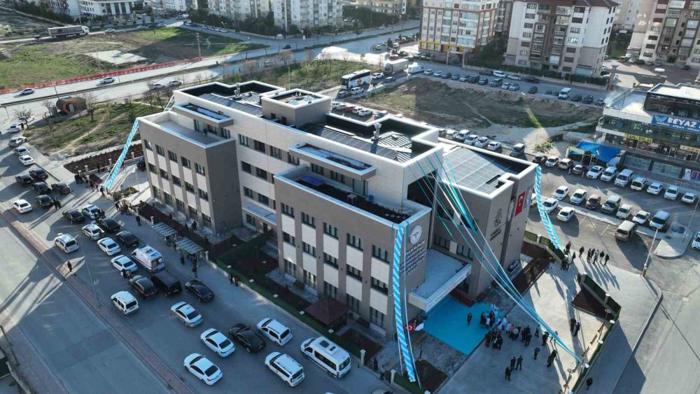 Selçuklu’da Sağlık Devrimi: Bakan Memişoğlu İki Dev Tesisin Açılışını Yaptı