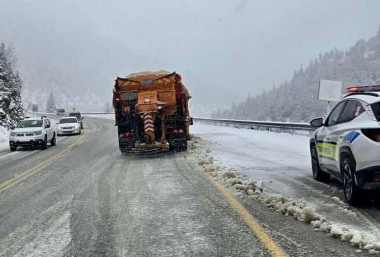 Konya sınırına kar yağdı