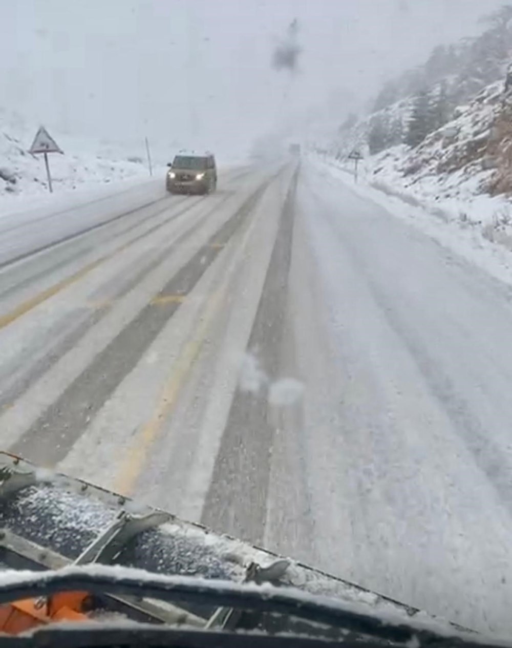 Konya sınırına kar yağdı