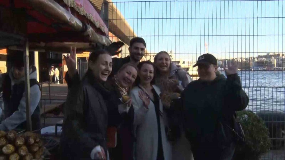 Karaköy’ün Sosyal Medya Fenomeni: Mısırcı Alper Temel