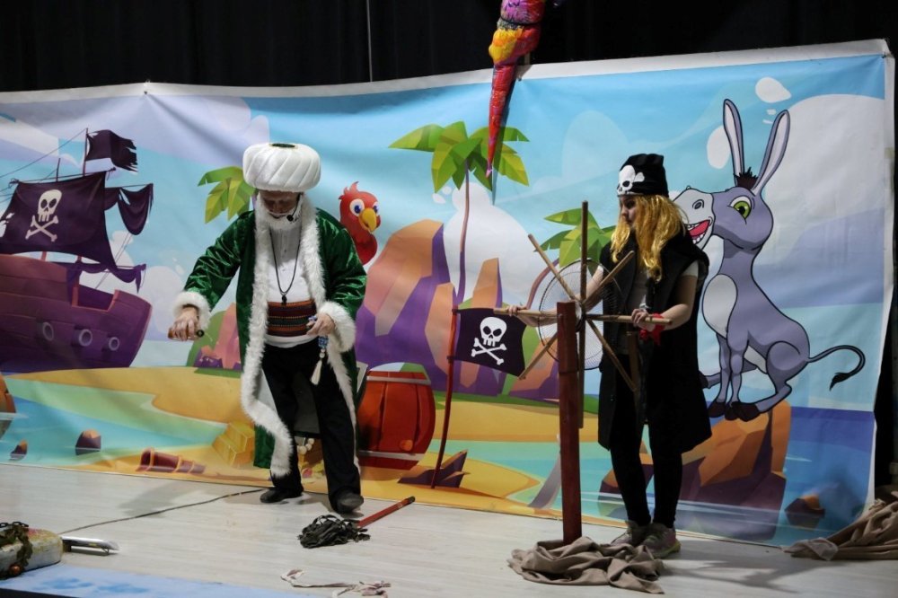 Kocaeli Konya'nın Nasrettin hocasıyla geleceğini yetiştiriyor