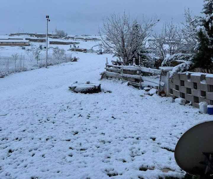 Konya'nın çölünde kar sürprizi