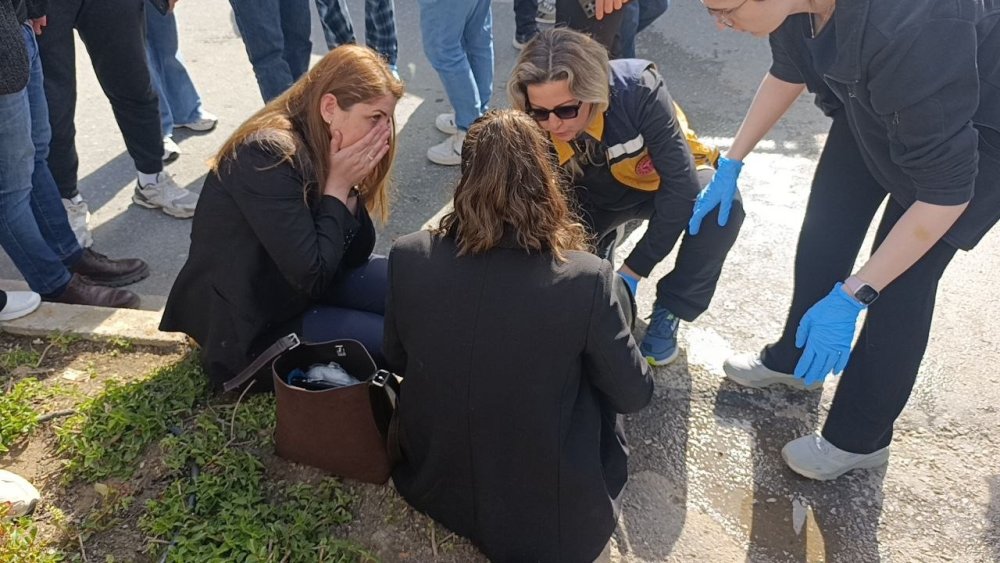 İnşaat Demirleri Otomobilin Camından İçeri Girdi: Facianın Eşiğinden Dönüldü!