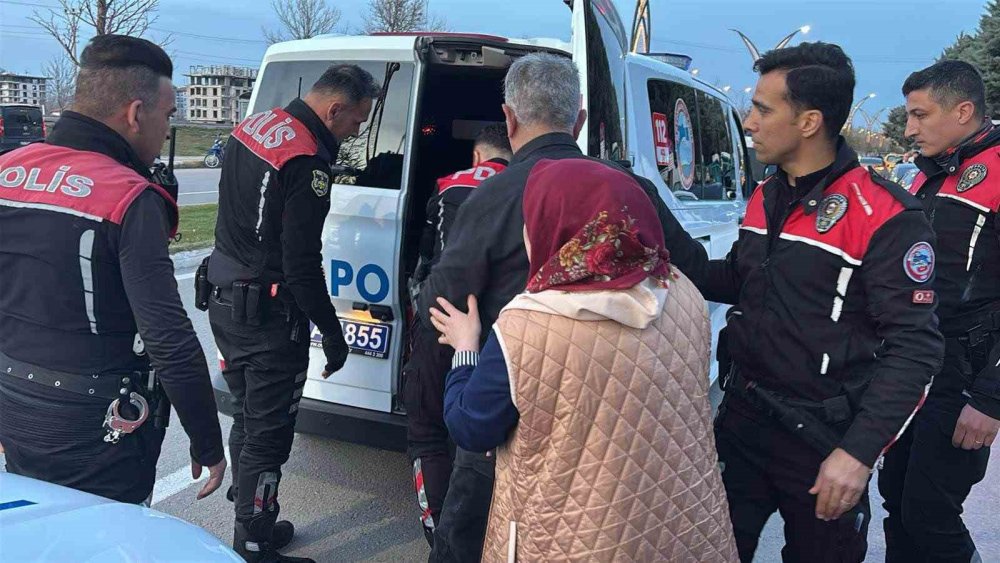 Evlenmekten Vazgeçince Ortalık Karıştı! Otogarda Kız Alma Savaşı