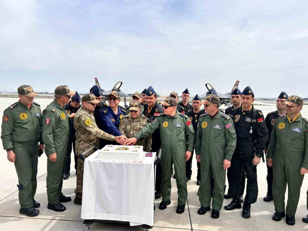 Konya'da Gurur Günü: SOLOTÜRK 15. Yılında Gökyüzünü Titretti!