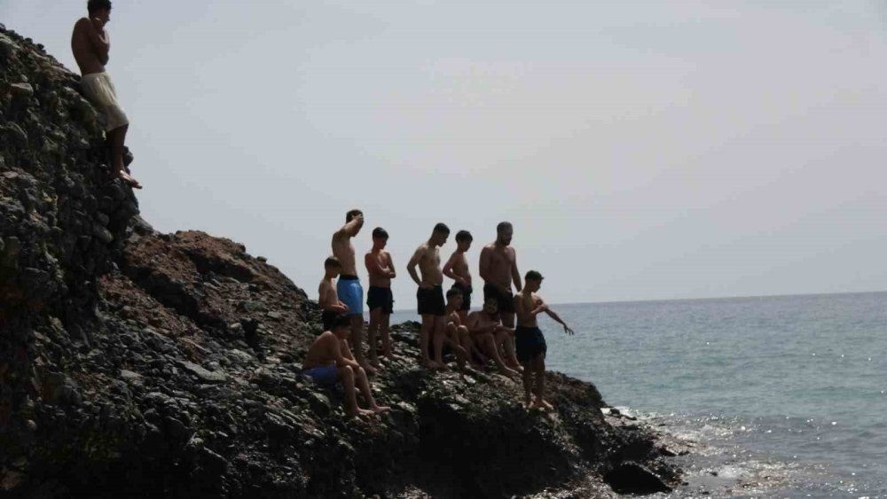 Alanya denize giriyor