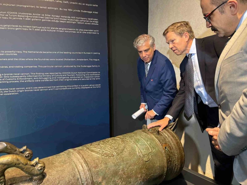 Yolcu gemisinden top çıktı