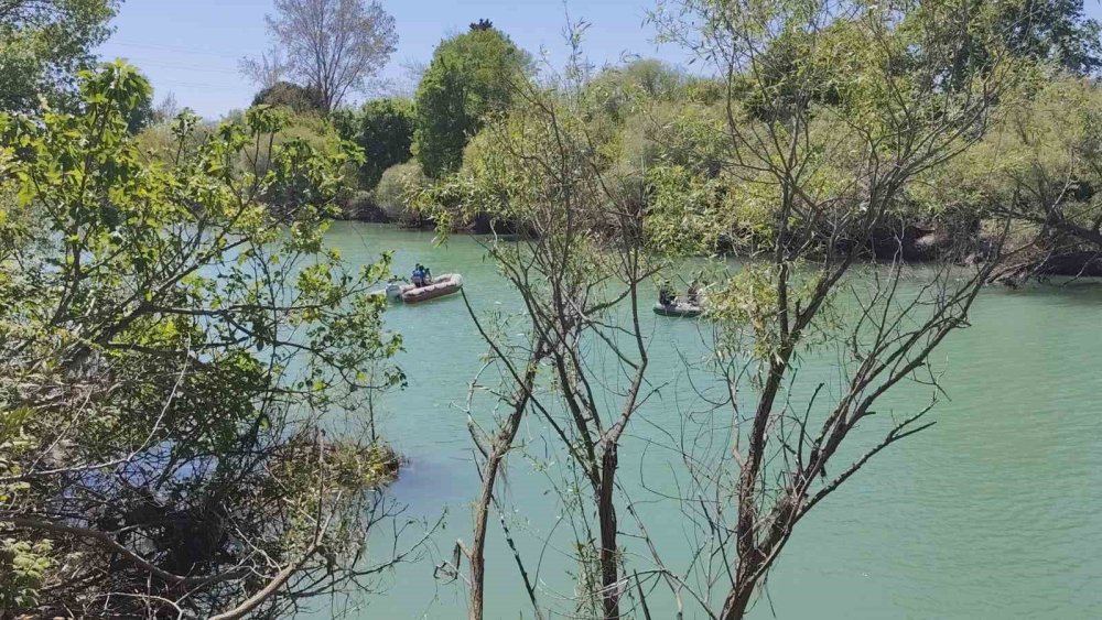 Antalya’da kayıp zabıtanın arandığı ırmaktan ikinci günde de sonuç alınamadı