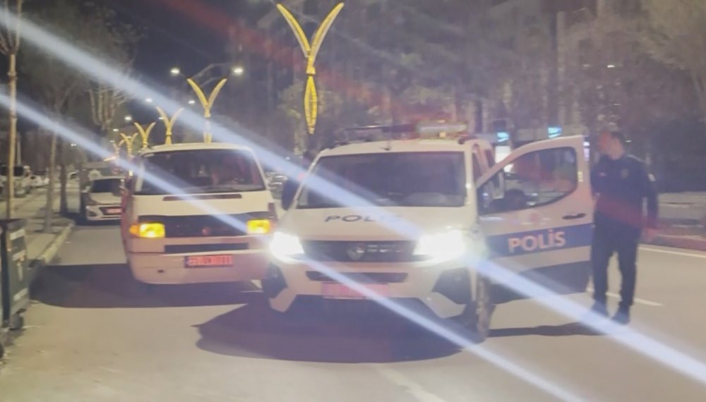 Polisten kaçan sürücü yakalanınca ağladı