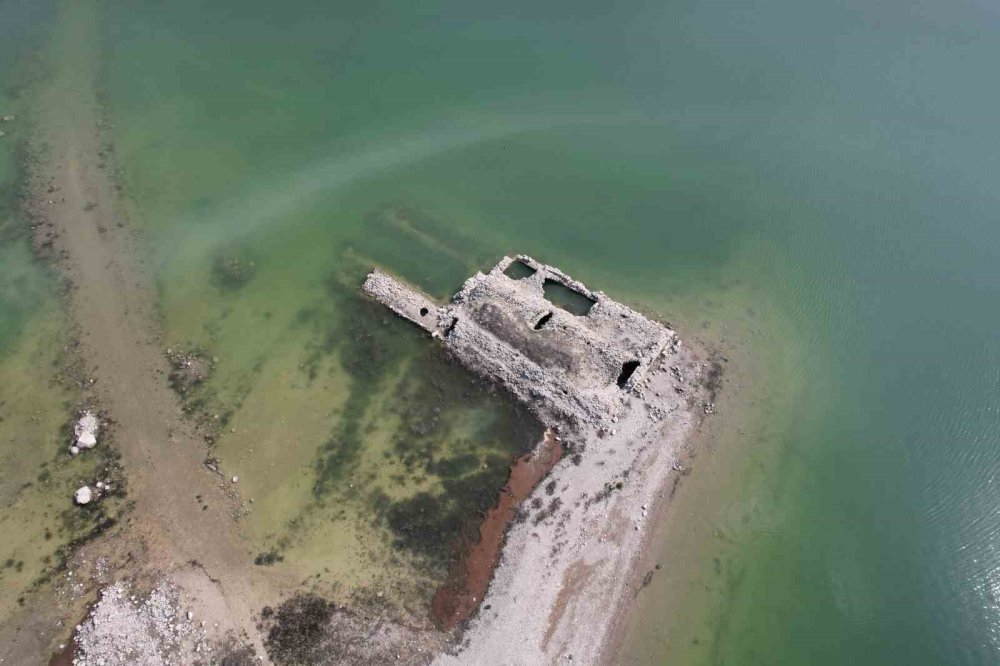 Tarihi Han Sular Altında Kaldı Konya'da Umutlar Yükseldi