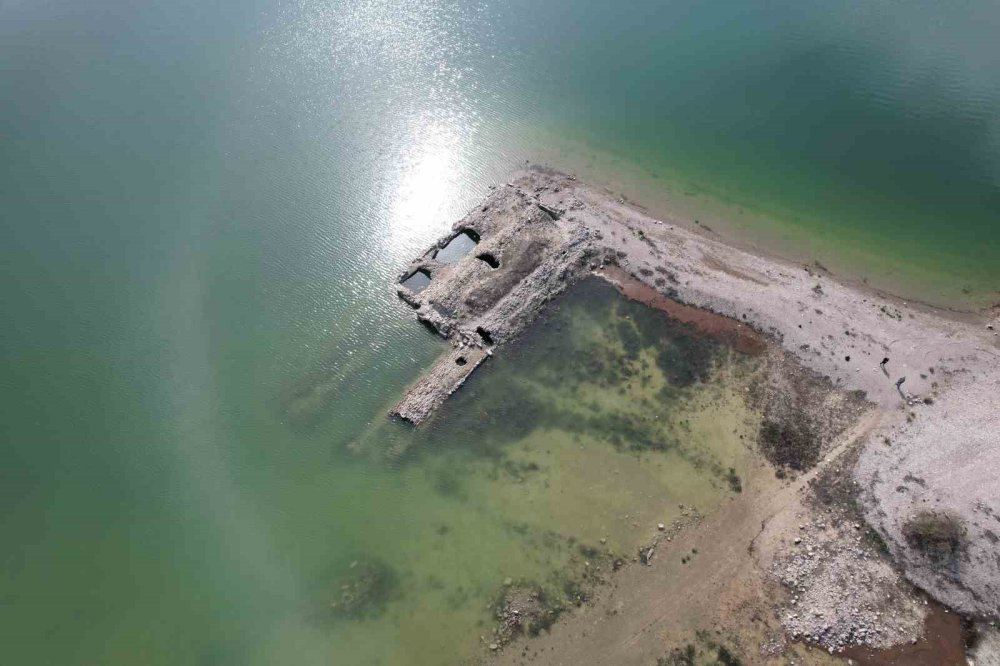 Tarihi Han Sular Altında Kaldı Konya'da Umutlar Yükseldi