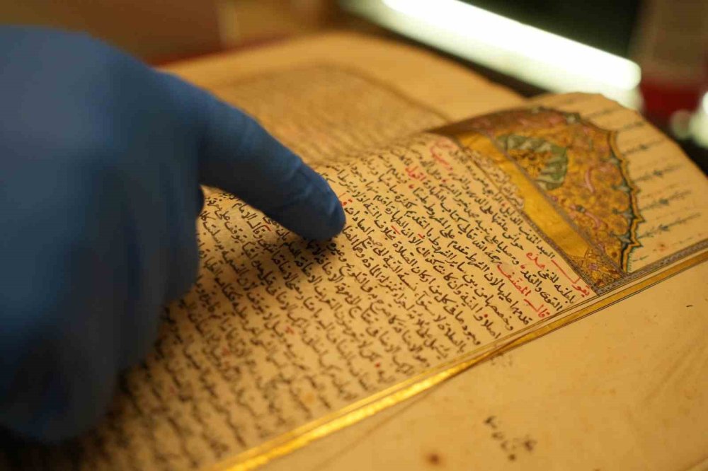 Padişahın Elleriyle Şekillenen Tarih: Abdülhamid Han Dolabı!