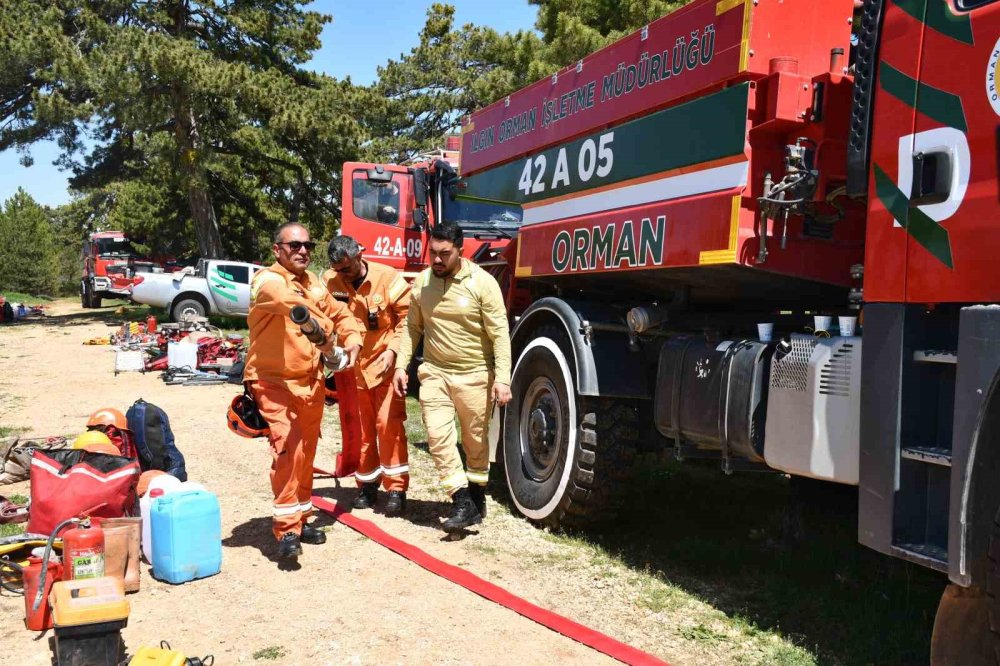 Konya’da Orman Yangınlarına Karşı 'Yaren' Gücü: Ekipmanlar Teslim Edildi