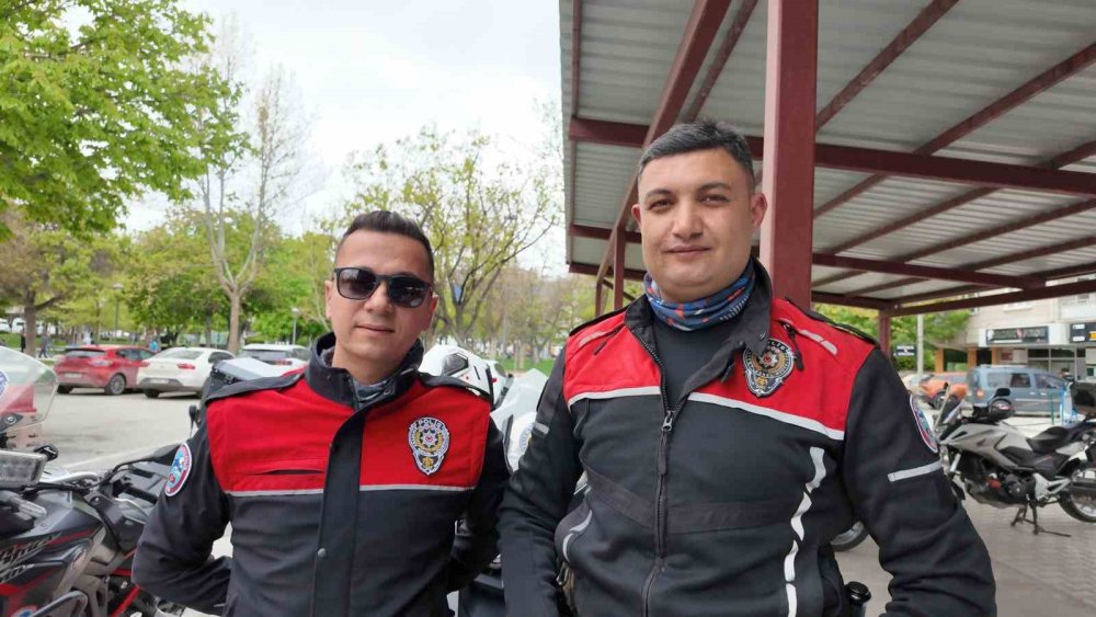 Şefikcan Caddesi’nde Mucize Kurtuluş: Korna Çaldı, Hayatı Kurtuldu!