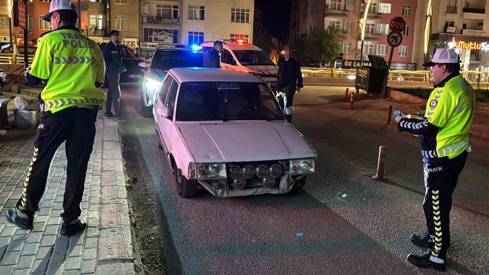 Böyle Cesaret Görülmedi! Muayene, Sigorta, Plaka Yok