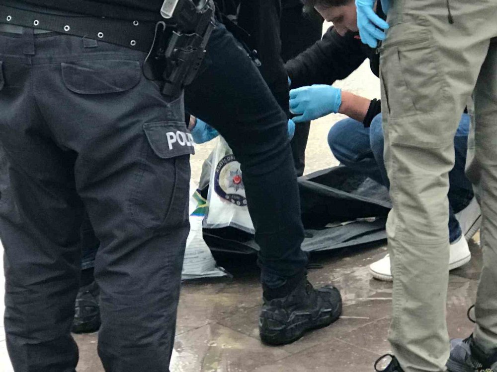 Konya'da kuyumcu soygunu! 4 kişiydiler
