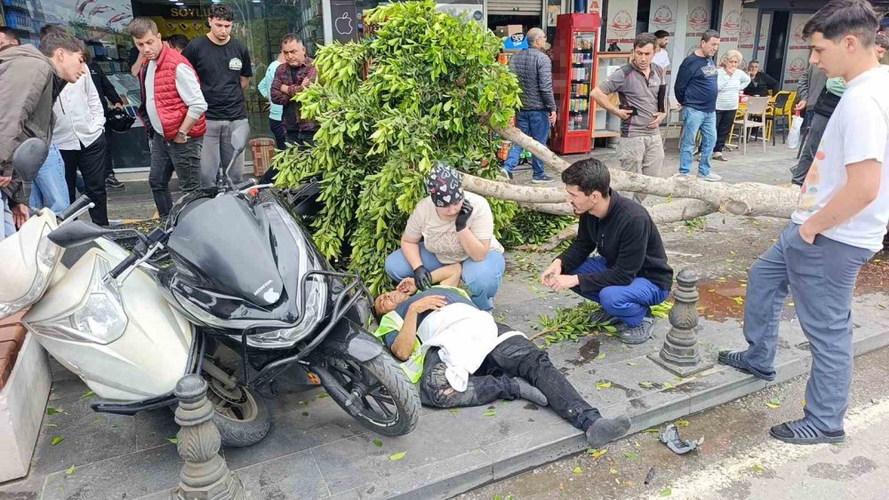 Manavgat'ta Dehşet Anları: Kırmızı Işık İhlali Kazaya Yol Açtı