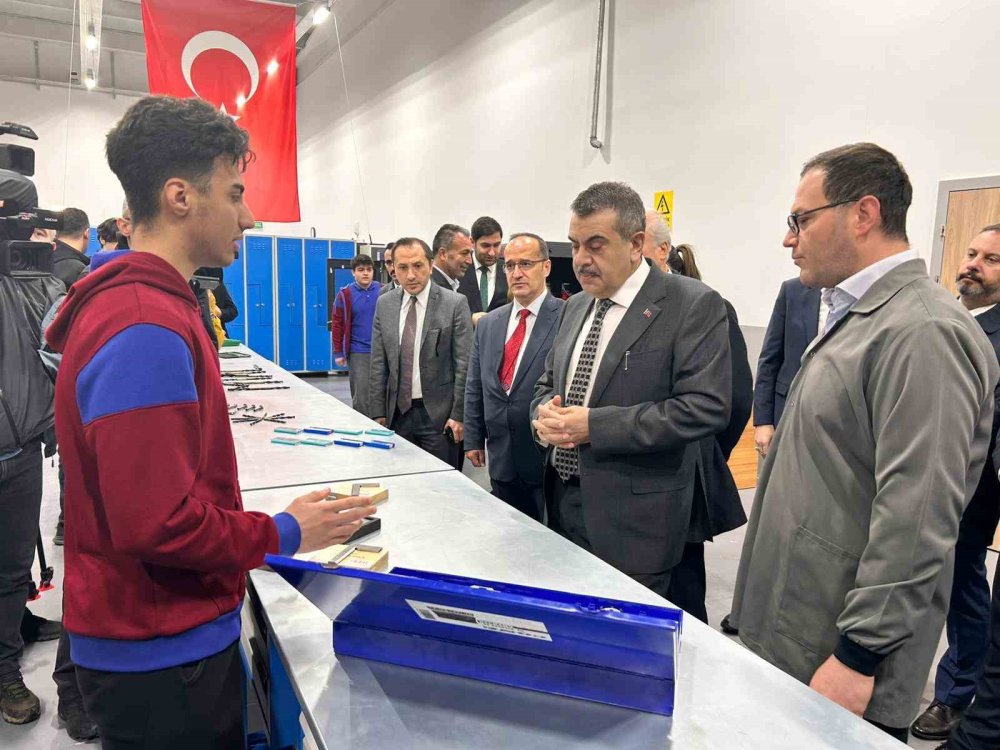 Artık Sadece Diploma Değil, Yetenek Konuşacak: İşte Yeni Eğitim Modeli