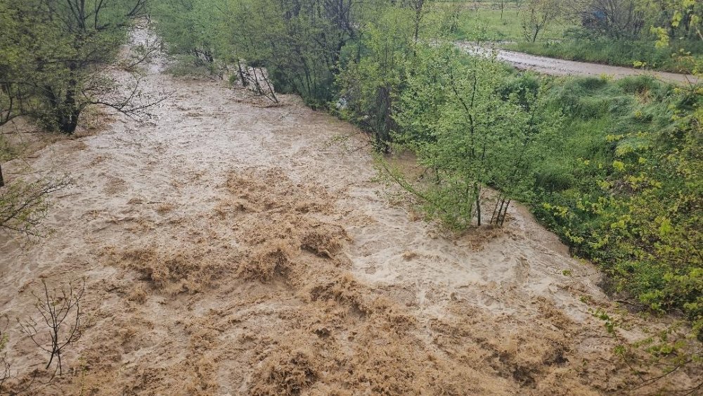 Bursa'da "Bereket" Taştı: Barajlar Doldu, 500 Dekar Alan Sular Altında!
